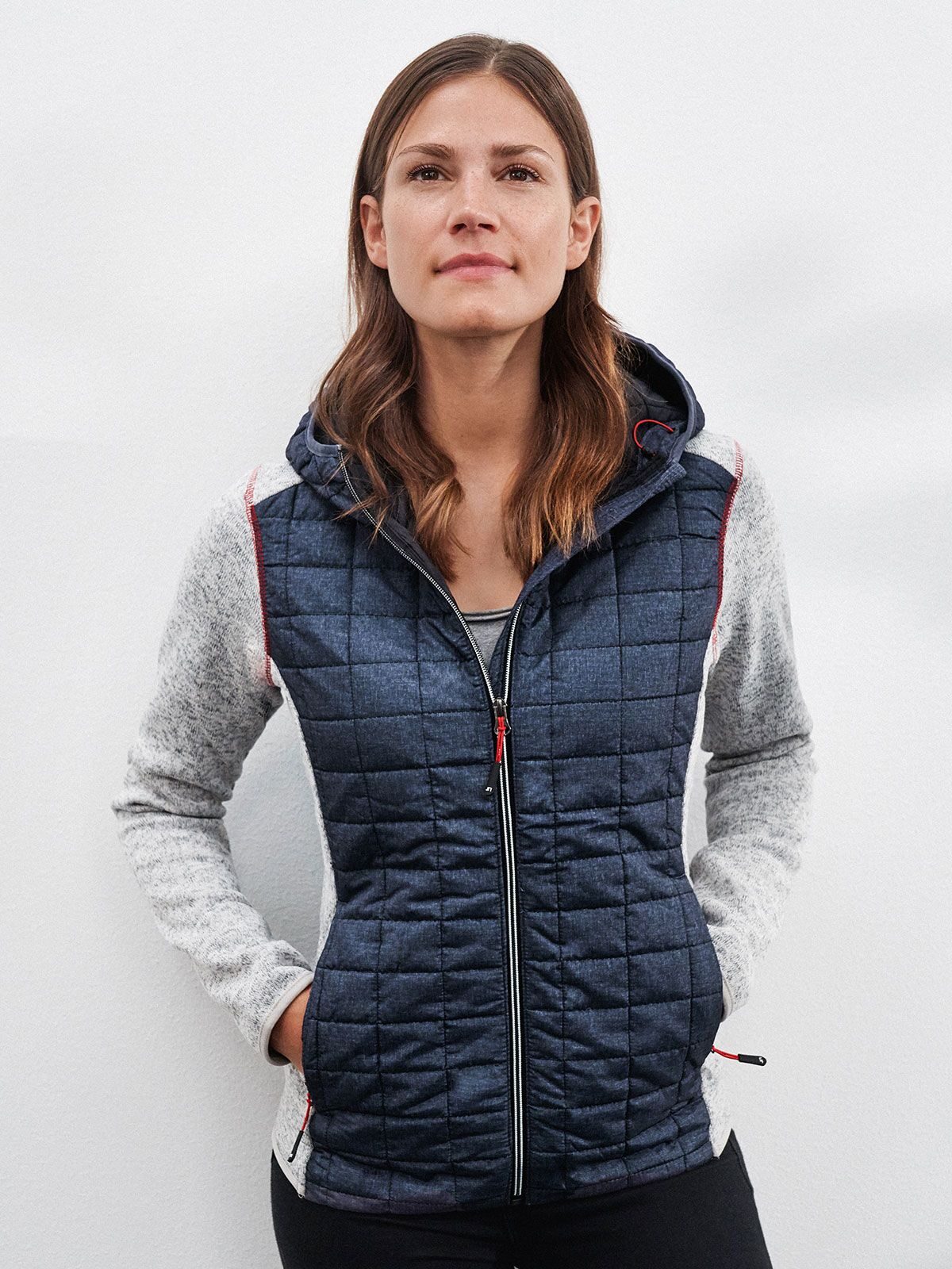 Ladies´ Knitted Hybrid Jacket