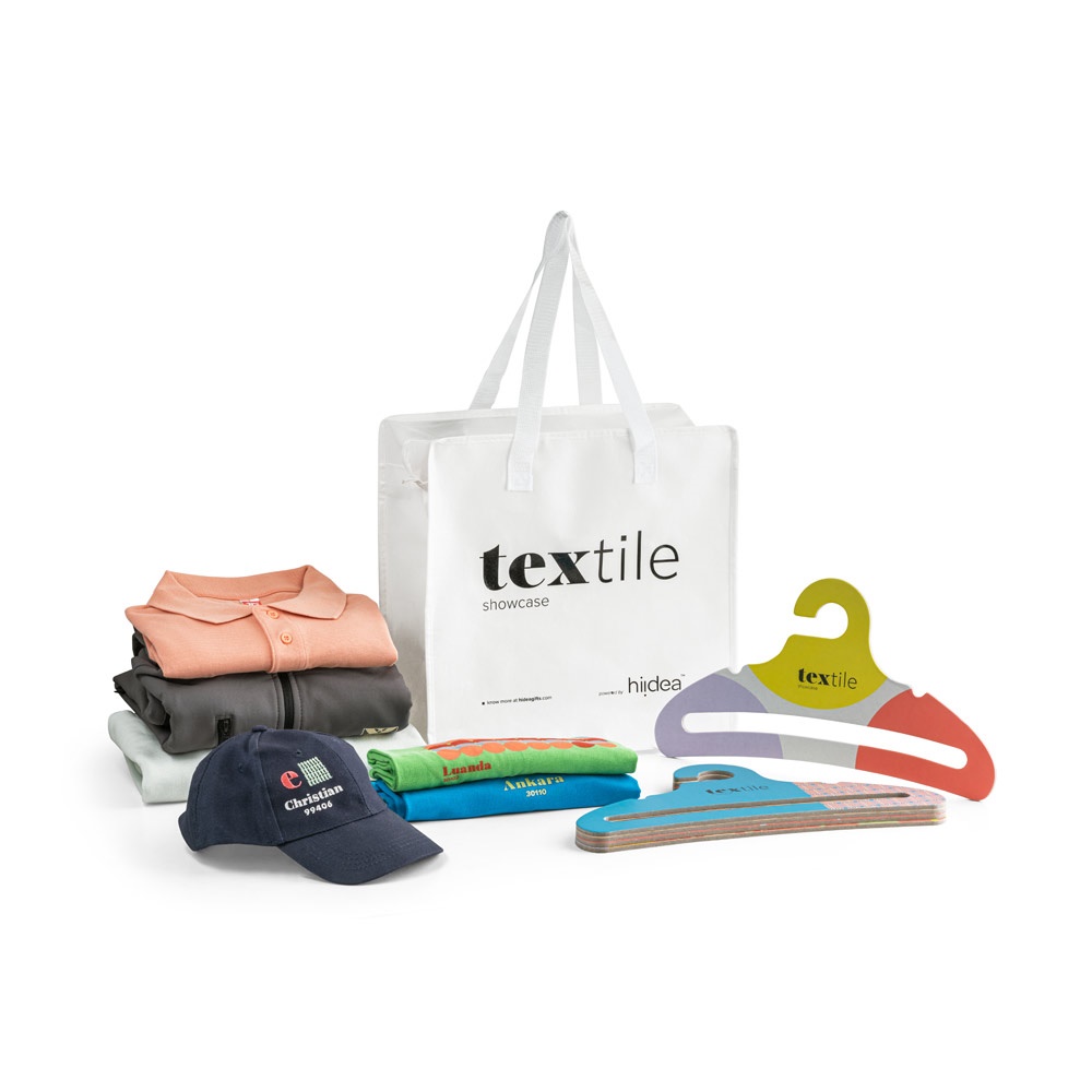 PRÉSENTATION TEXTILE. Échantillon de la collection textile.