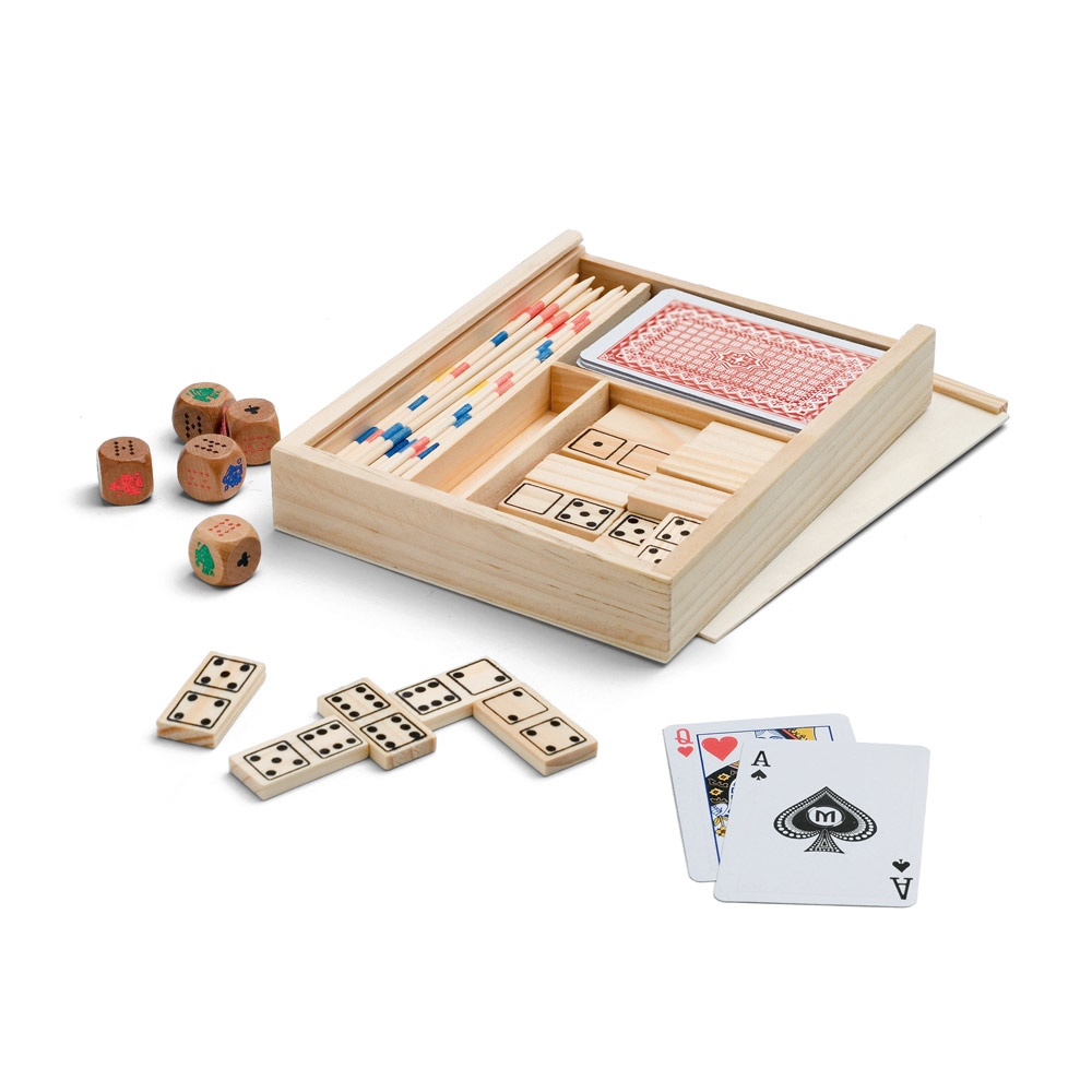 L'HEURE DU JEU. Coffret de jeu 4 en 1