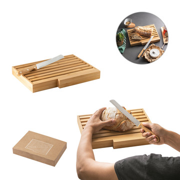 PASSARD. Planche à découper le pain en bambou avec couteau en acier inoxydable.
