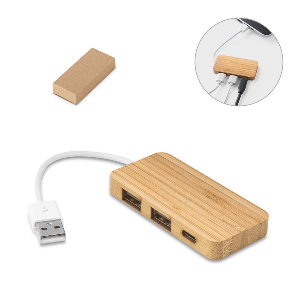 MOSER. Hub en bambou avec 2 ports USB-A et 1 port USB-C